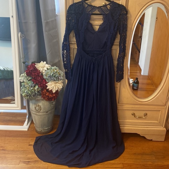 Lulu’s Dress - Picture 11 of 12